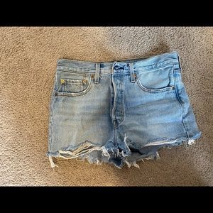 Levi shorts